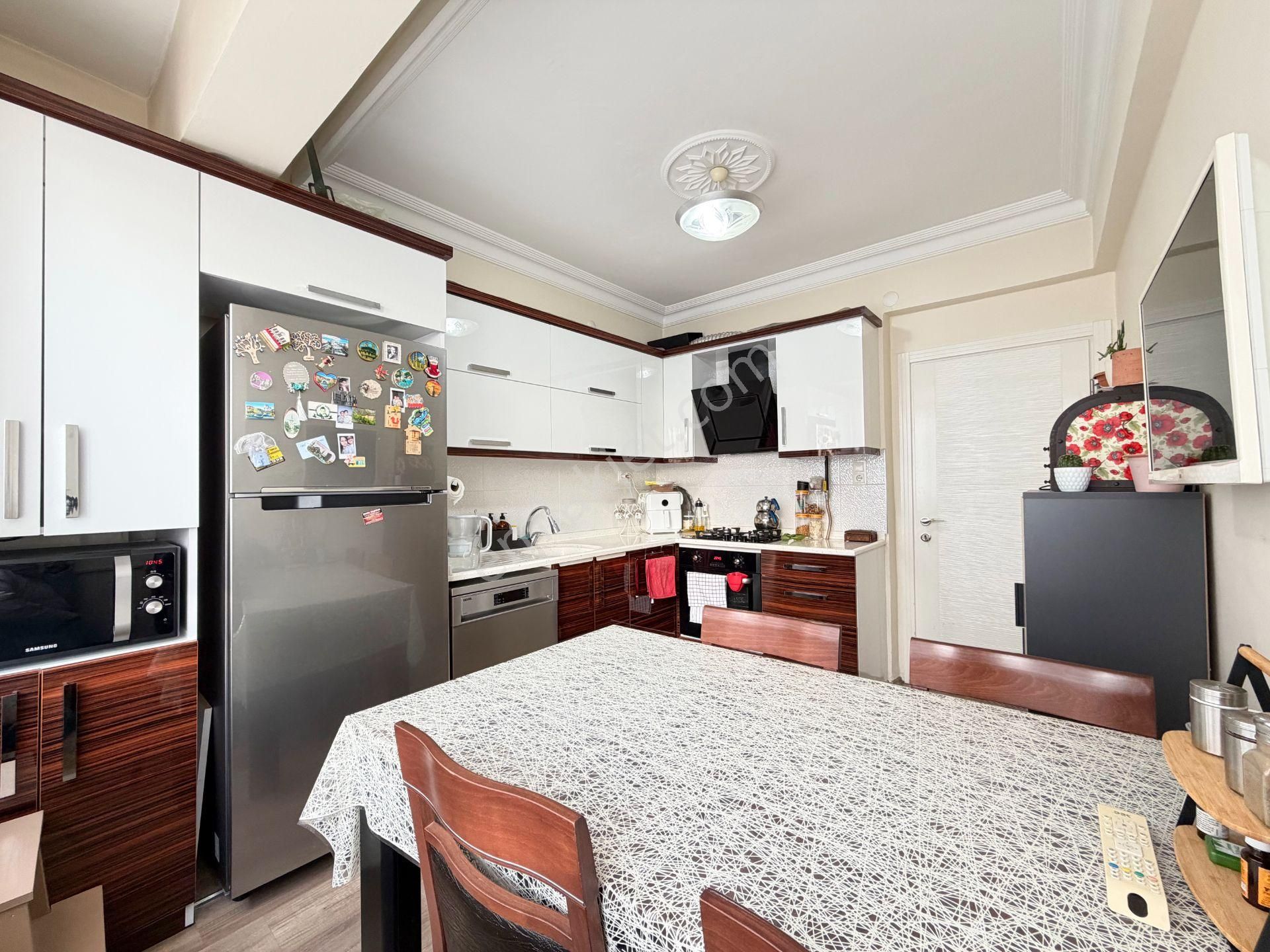 Bulvarda Asansörlü Binada 3+1 Deniz Gören Daire - Görsel 2