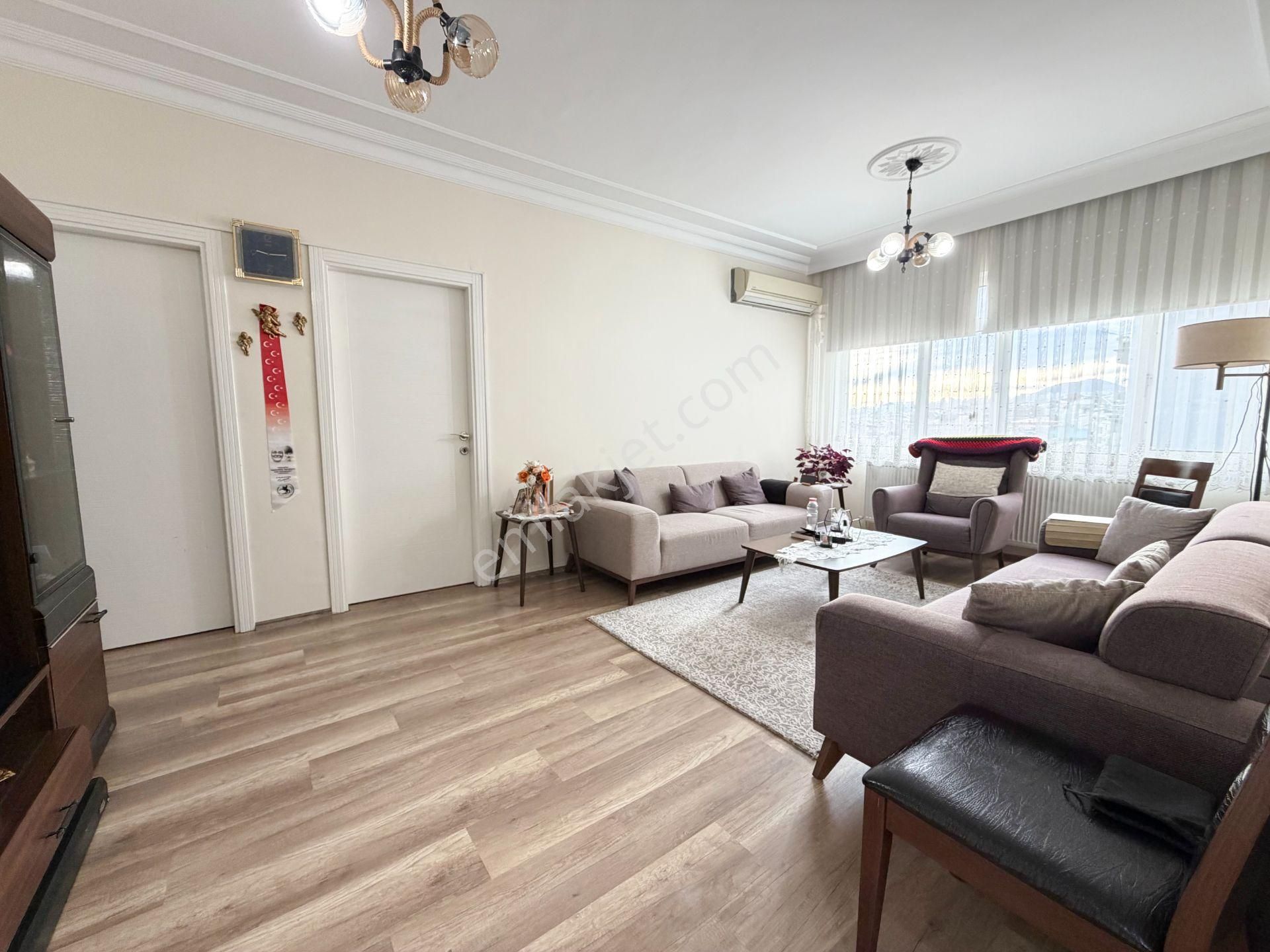 Bulvarda Asansörlü Binada 3+1 Deniz Gören Daire - Görsel 3