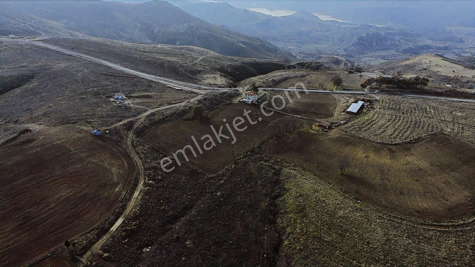 Boğaz Manzaralı Elektiriği Yolu Olan Kupon Arazi - Görsel 13