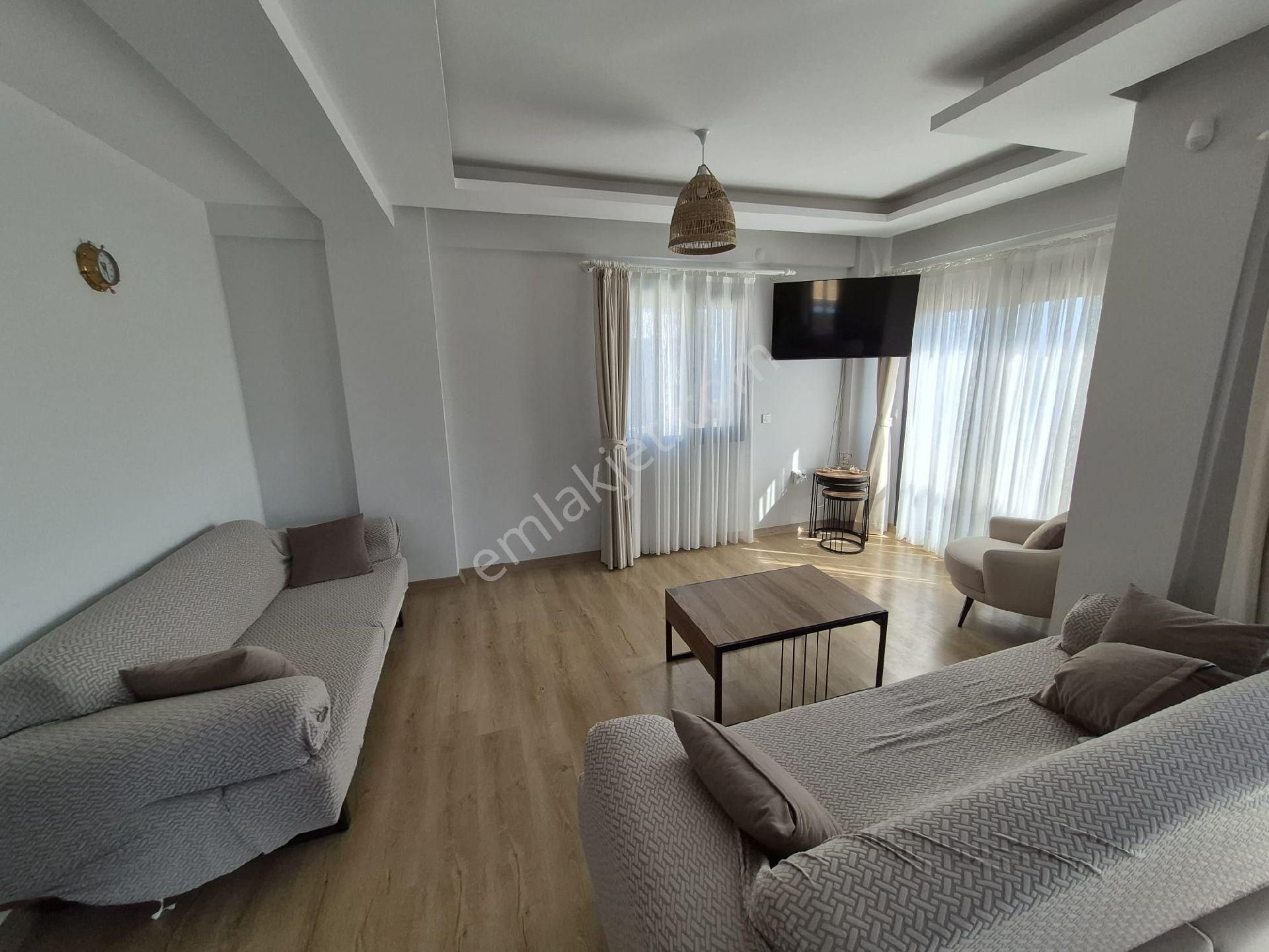 Yeni Foça Da Deniz Manzaralı Havuzlu 330 M² 5+1 Satılık Villa - Görsel 3