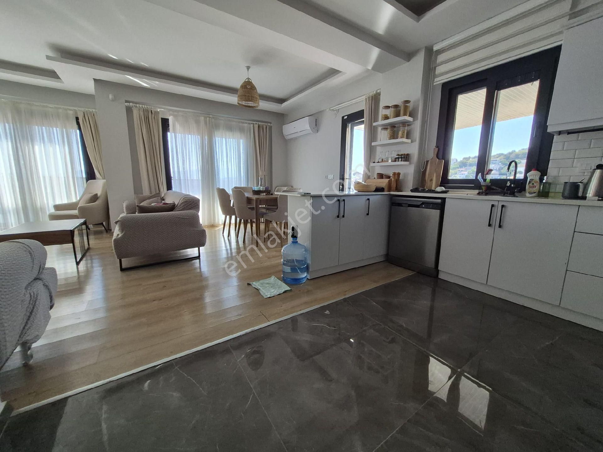 Yeni Foça Da Deniz Manzaralı Havuzlu 330 M² 5+1 Satılık Villa - Görsel 20