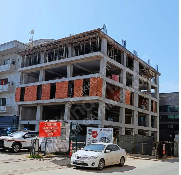 Adliye Karşısı 1+1 Satılık Ofis - Görsel 2