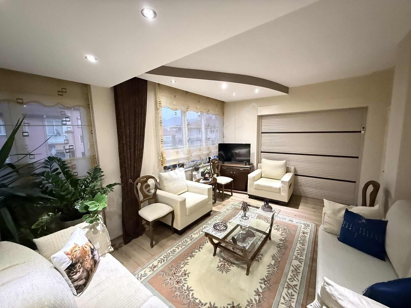 Çamlık Ak Evler Sitesinde Satılık Ara Kat 3+1 Daire - Görsel 8