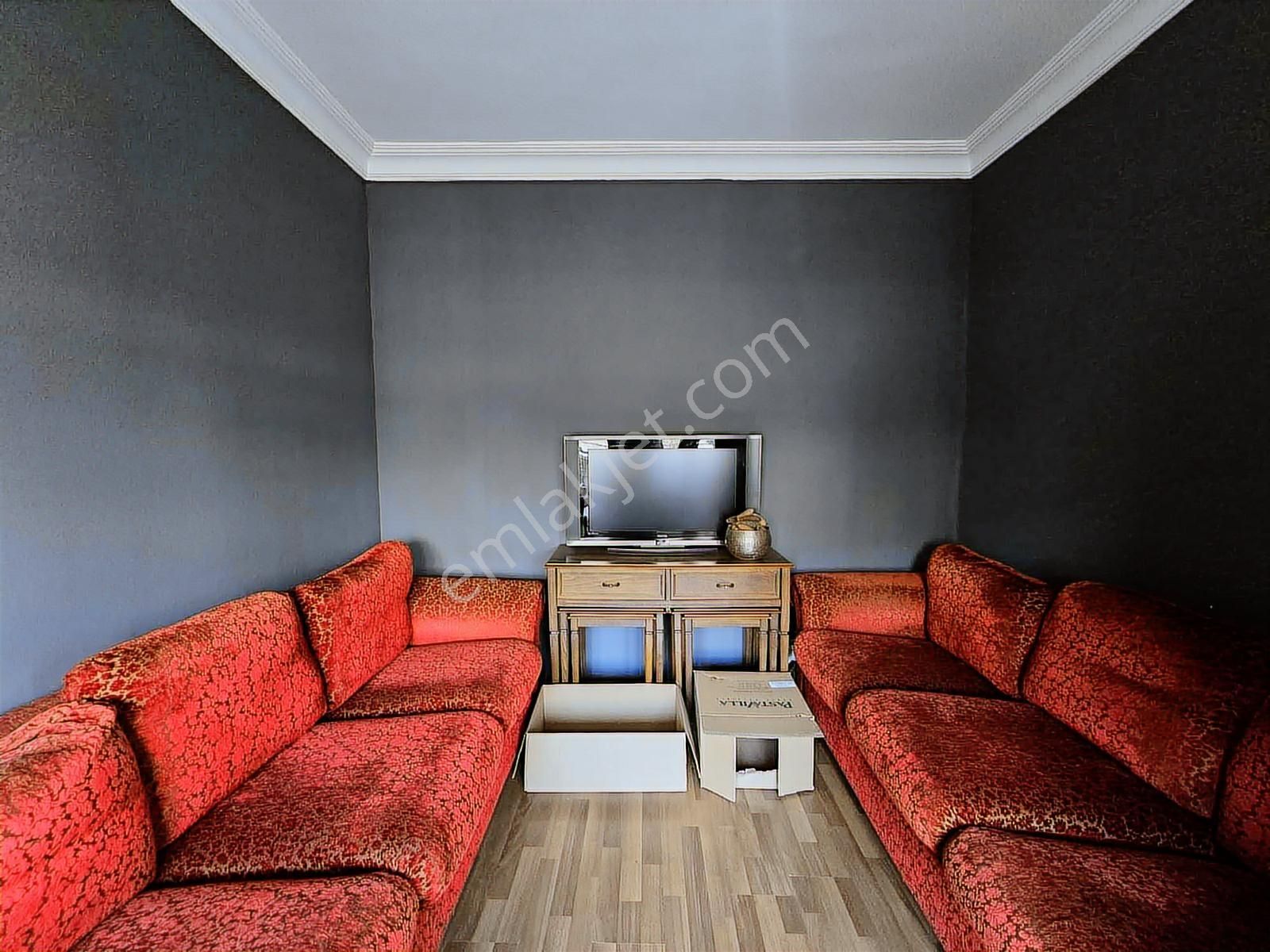 Bakırköy Cevizlikte Meydana Yakın 1.kat 3+1 120m2 Ön Cephe - Görsel 11