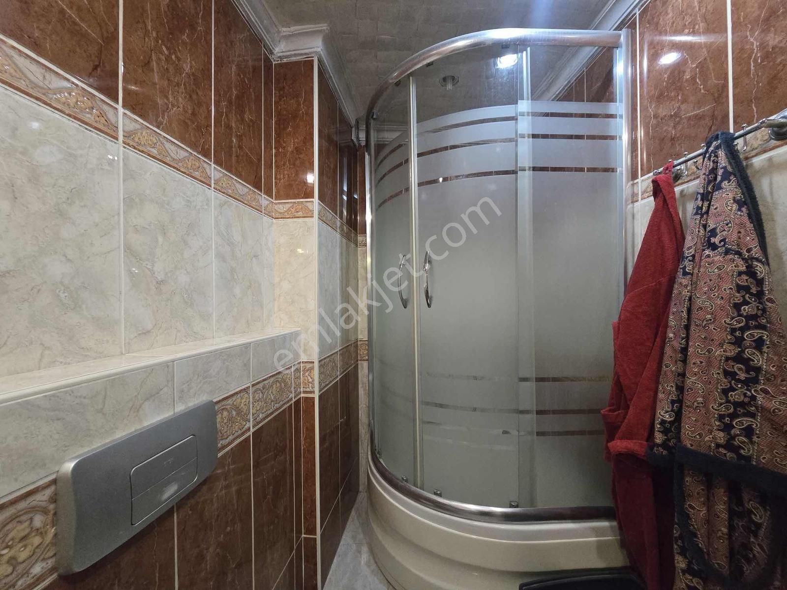 Bakırköy Cevizlikte Meydana Yakın 1.kat 3+1 120m2 Ön Cephe - Görsel 27