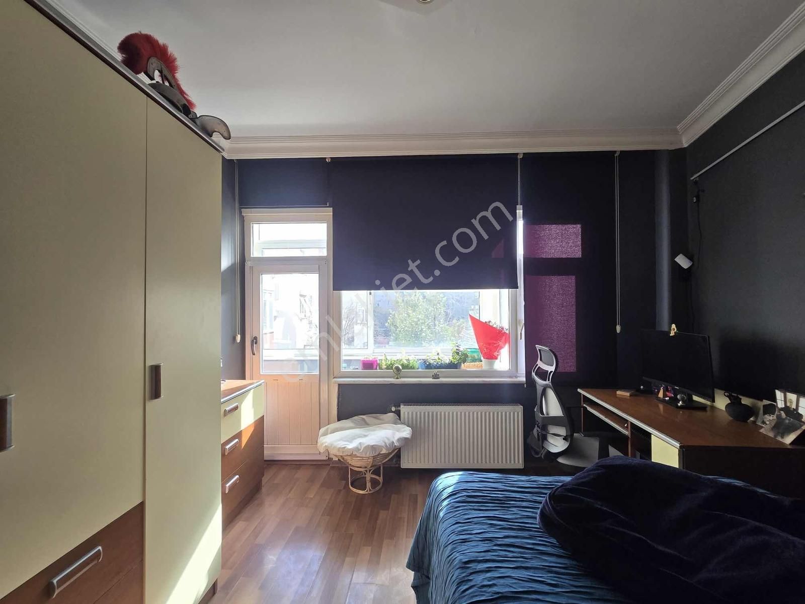 Bakırköy Cevizlikte Meydana Yakın 1.kat 3+1 120m2 Ön Cephe - Görsel 13