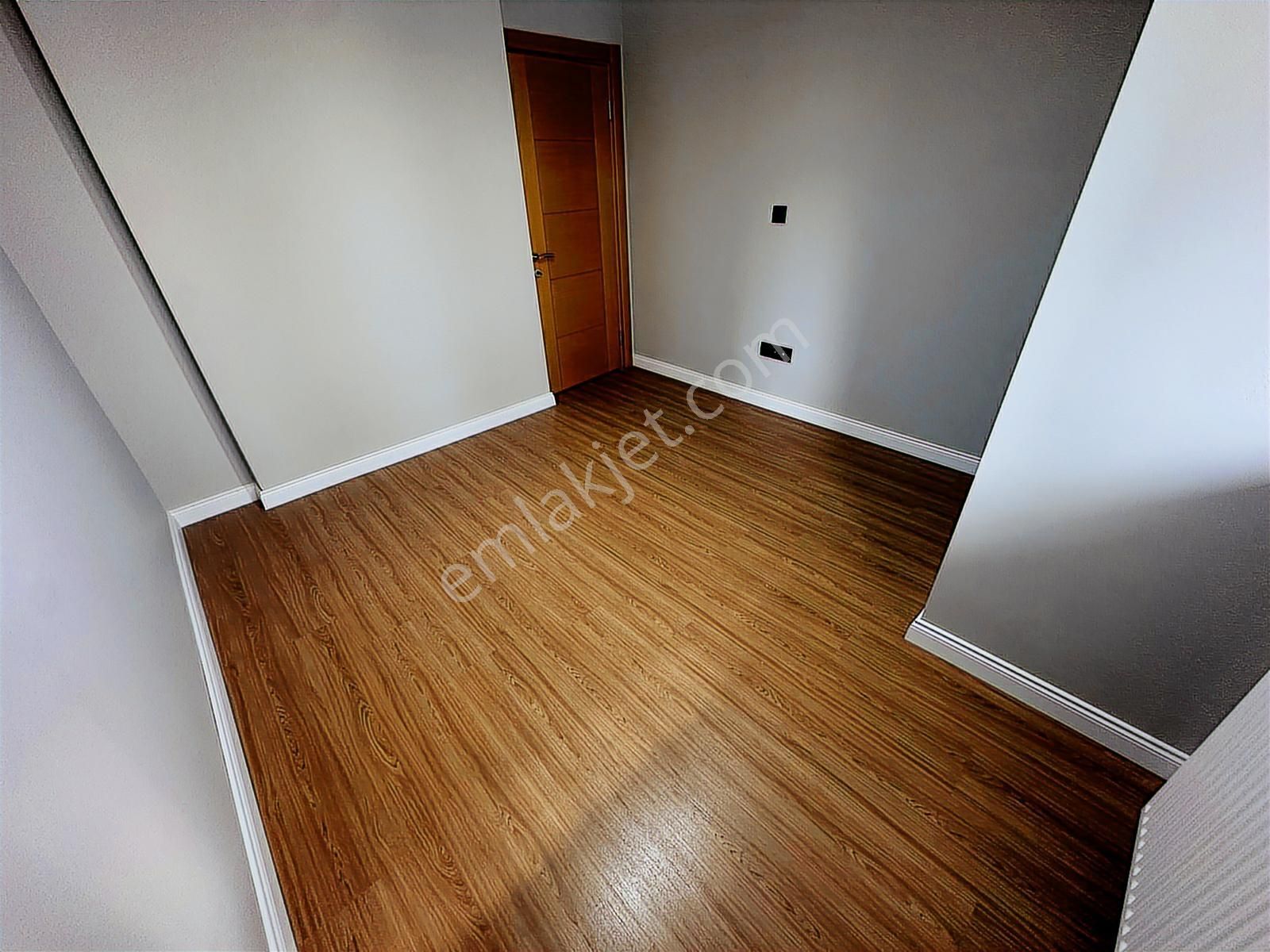 Tamiş'den İdealtepe 50.yıl Korusuna Komşu 5 Yıllık Ön Cephe 3+1 - Görsel 3