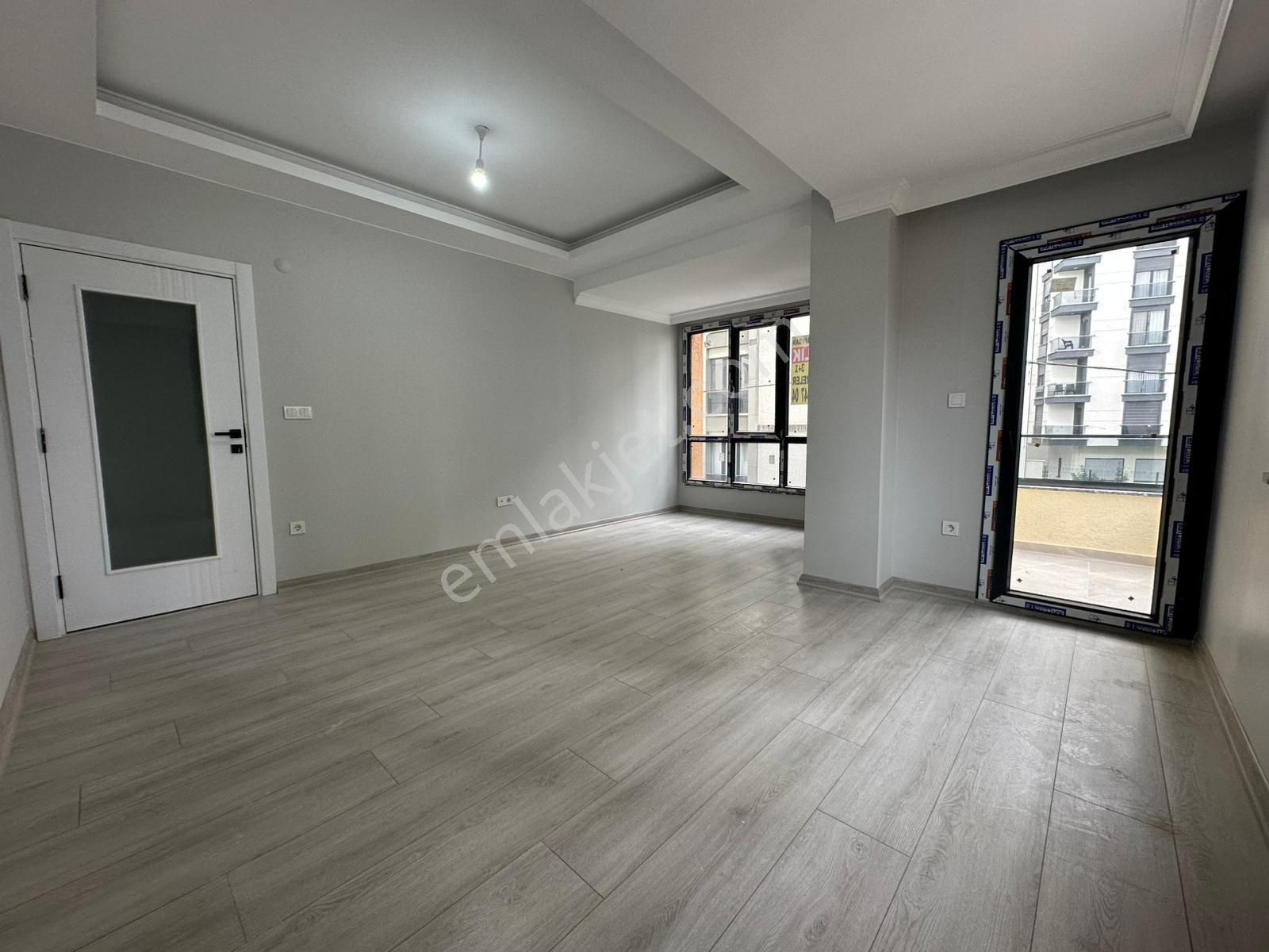 Çekmeköy Taşdelen Soğukpınar Mh 2+1 Arakat