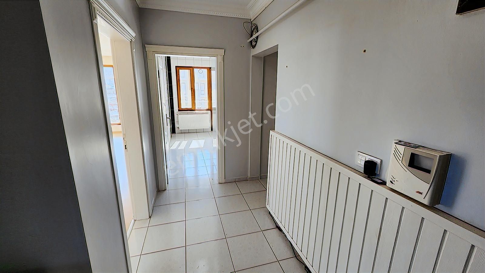 Yalova Tavşanlıda Geniş Ve Kullanışlı 3+1 Kiralık Daire - Görsel 22
