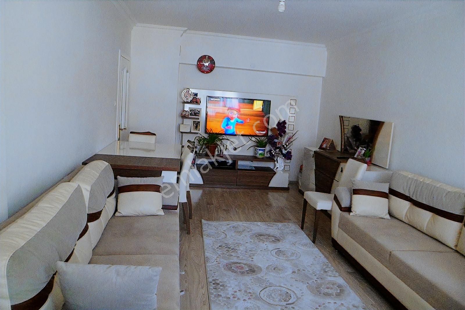 Alsancak Mahallesi Full Yapılı 4+1 Teras Daire Mansuroğlu Emlak' - Görsel 3