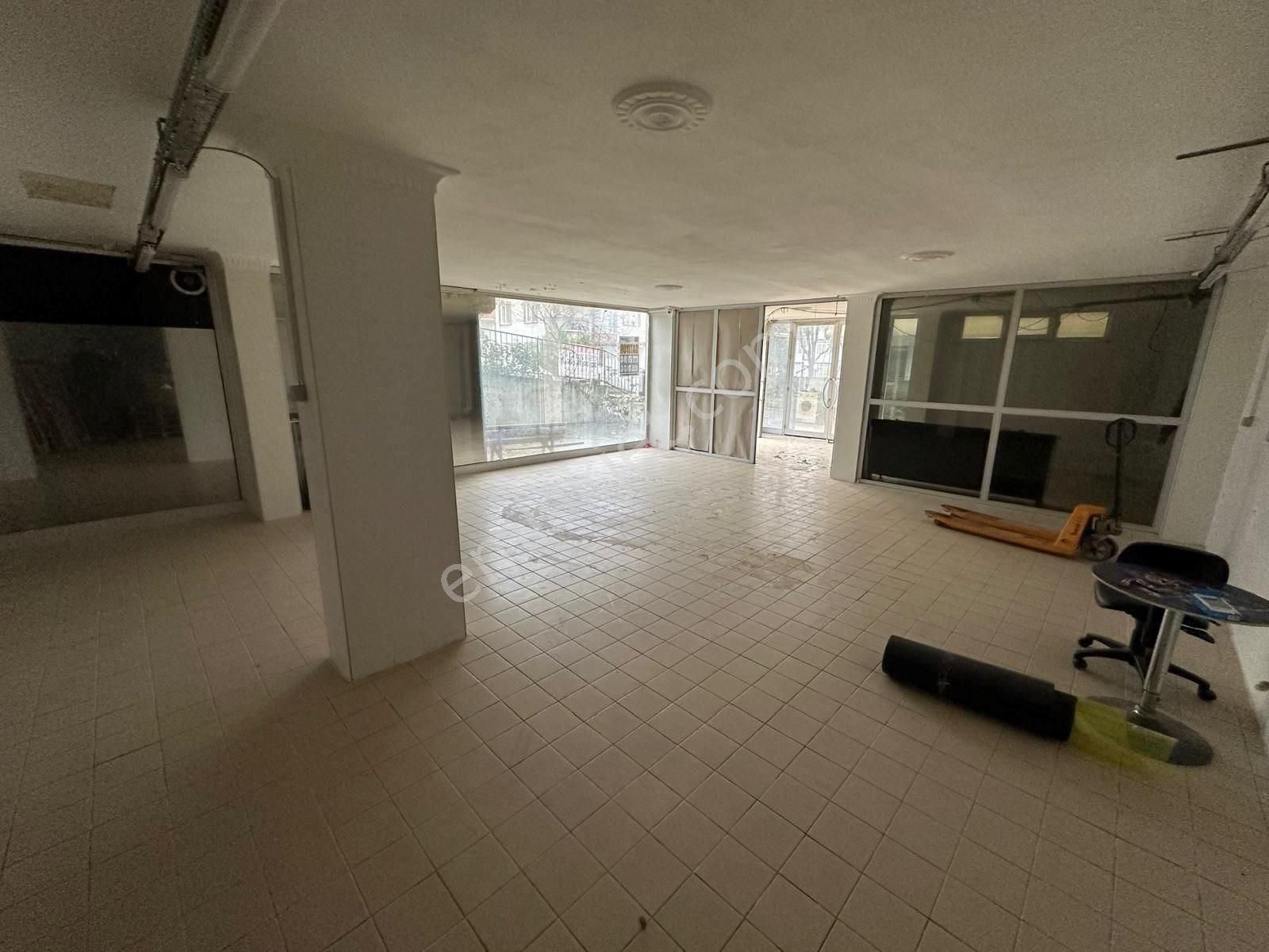 Beylikdüzü Yakupluda Satılık 270 M2 Dükkan Mağaza - Görsel 24