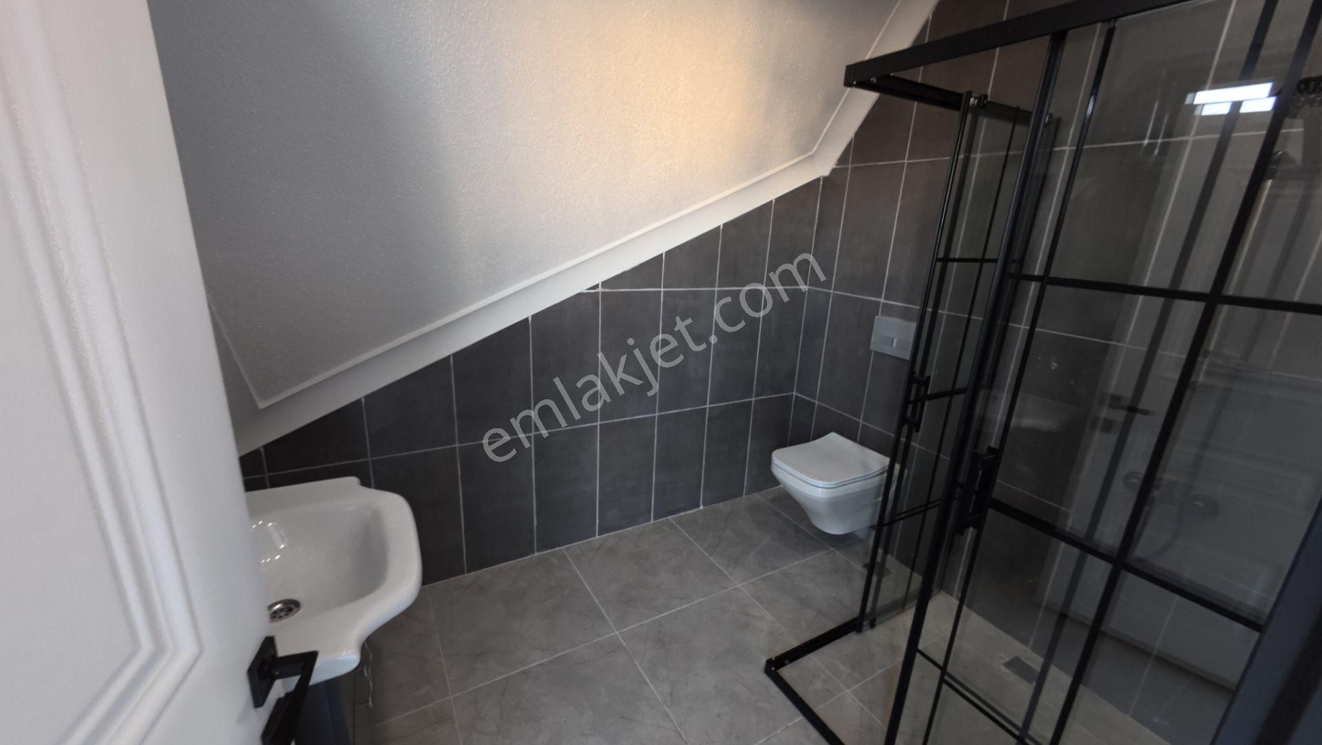 Sakarya Kocaali'de Deniz Gören Geniş Bahçeli 3+1 Modern Villa - Görsel 32