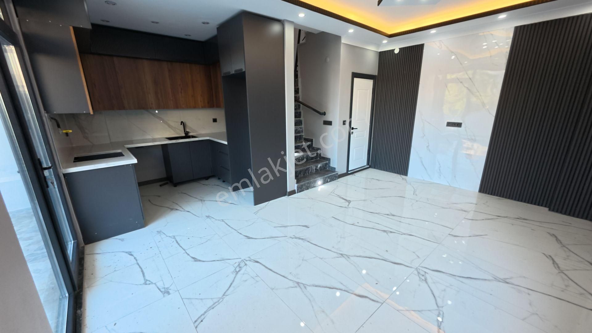 Sakarya Kocaali'de Deniz Gören Geniş Bahçeli 3+1 Modern Villa - Görsel 10