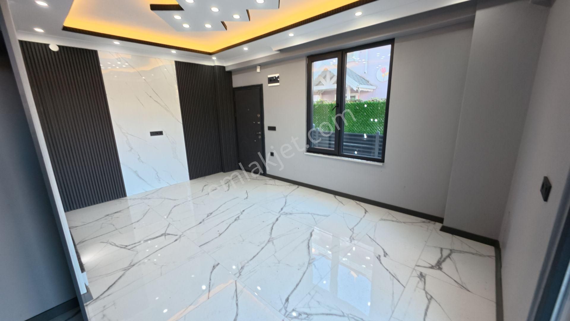 Sakarya Kocaali'de Deniz Gören Geniş Bahçeli 3+1 Modern Villa - Görsel 11