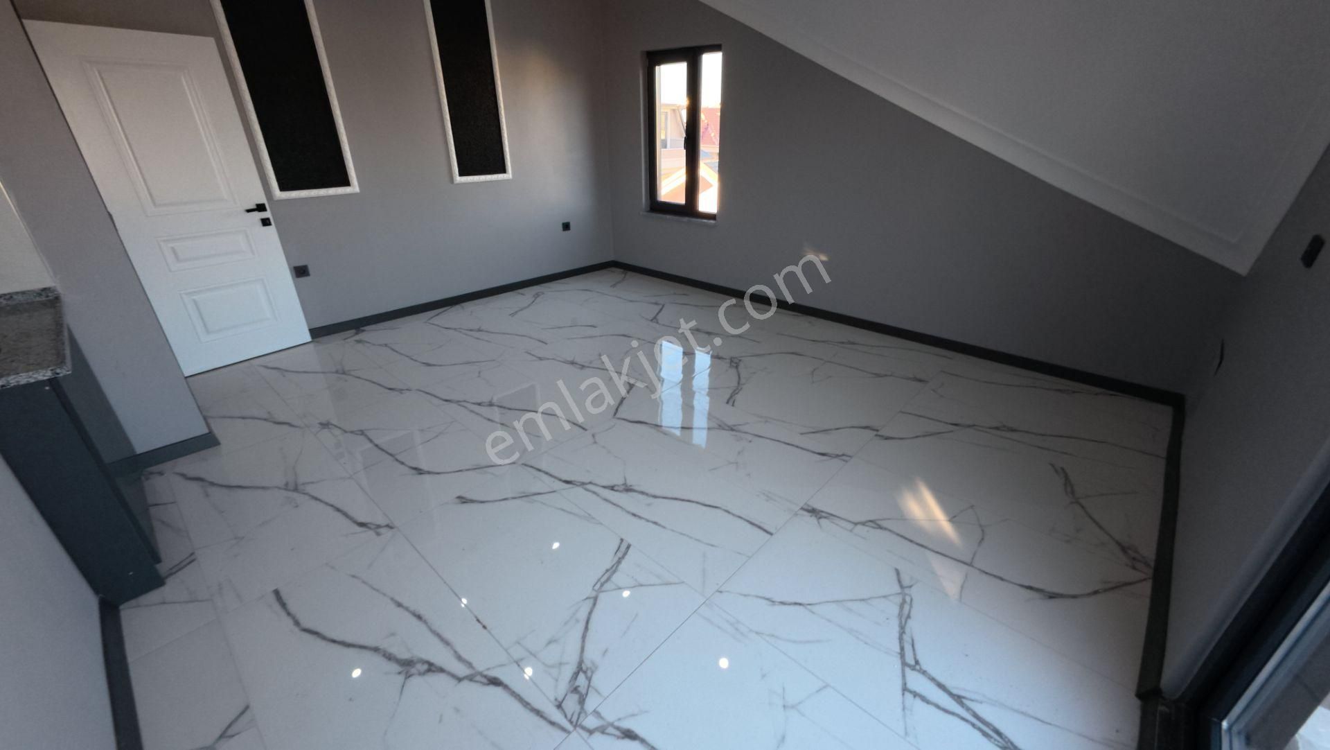 Sakarya Kocaali'de Deniz Gören Geniş Bahçeli 3+1 Modern Villa - Görsel 28