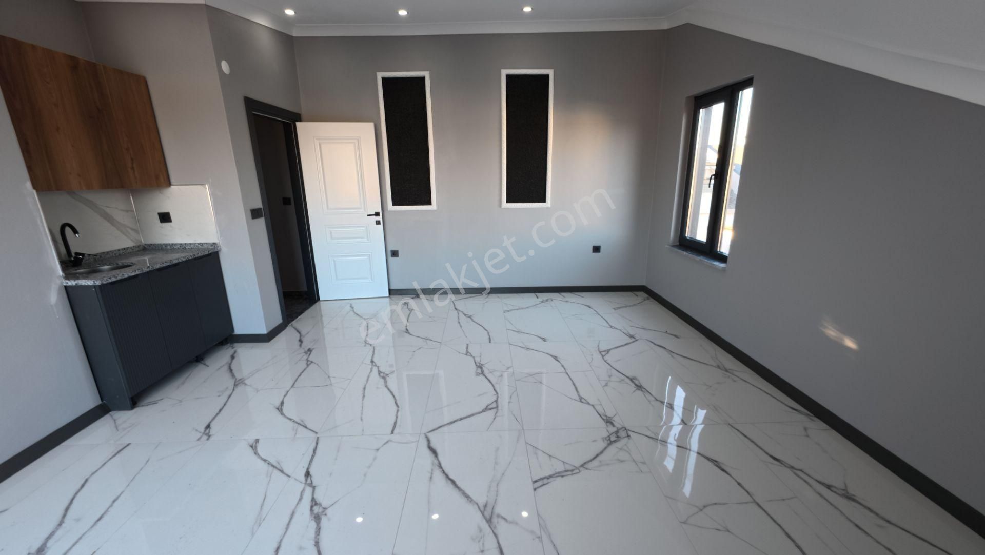 Sakarya Kocaali'de Deniz Gören Geniş Bahçeli 3+1 Modern Villa - Görsel 26