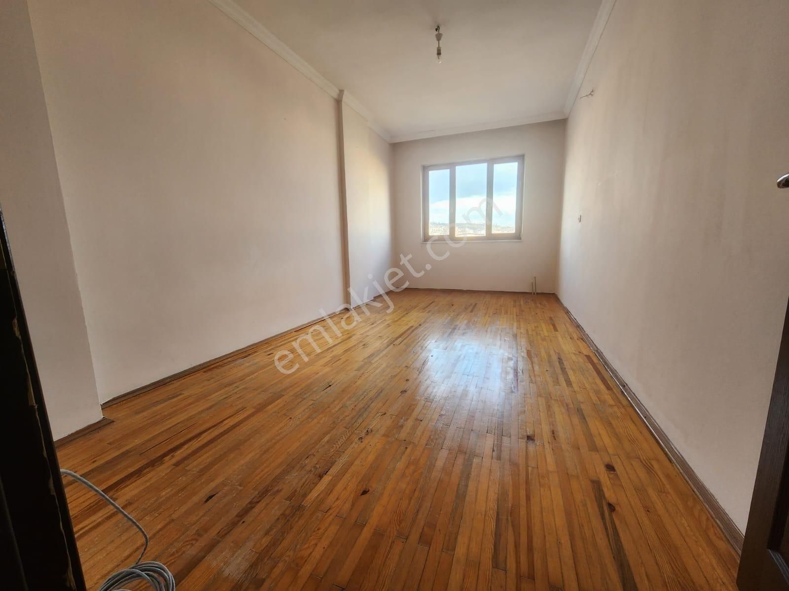 Dutlubahçe Mahallesi Cadde Üzerindenet 160 M² • 3+1 • Ebeveyn Banyolu • Asansörlü - Görsel 19