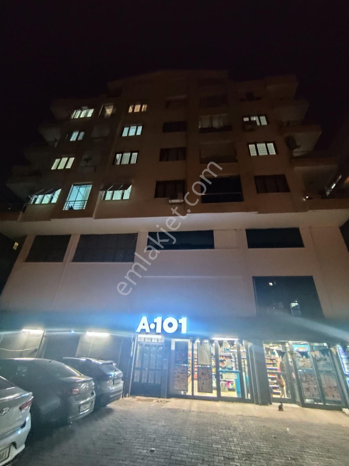 Dutlubahçe Mahallesi Cadde Üzerindenet 160 M² • 3+1 • Ebeveyn Banyolu • Asansörlü