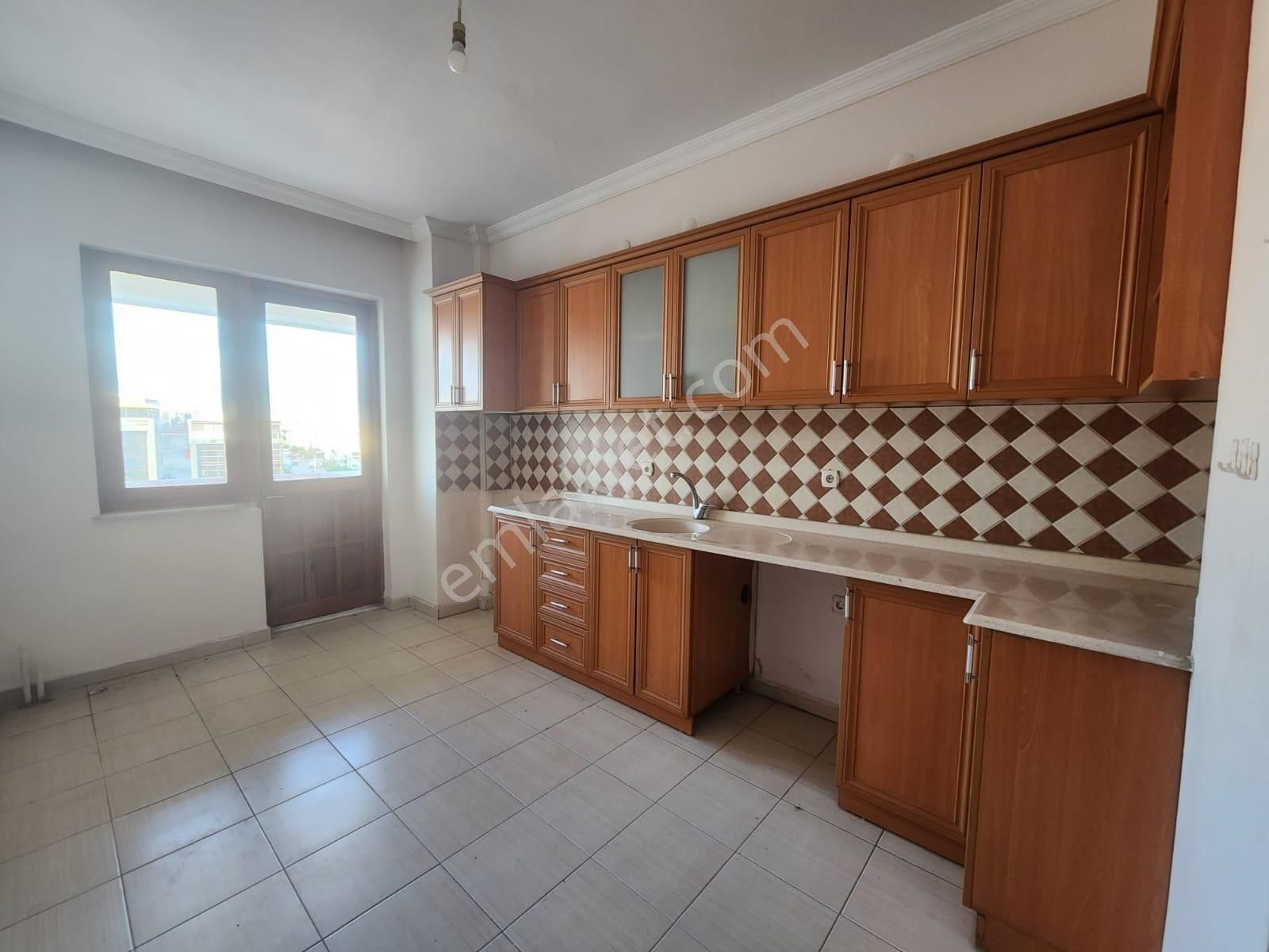 Dutlubahçe Mahallesi Cadde Üzerindenet 160 M² • 3+1 • Ebeveyn Banyolu • Asansörlü - Görsel 21