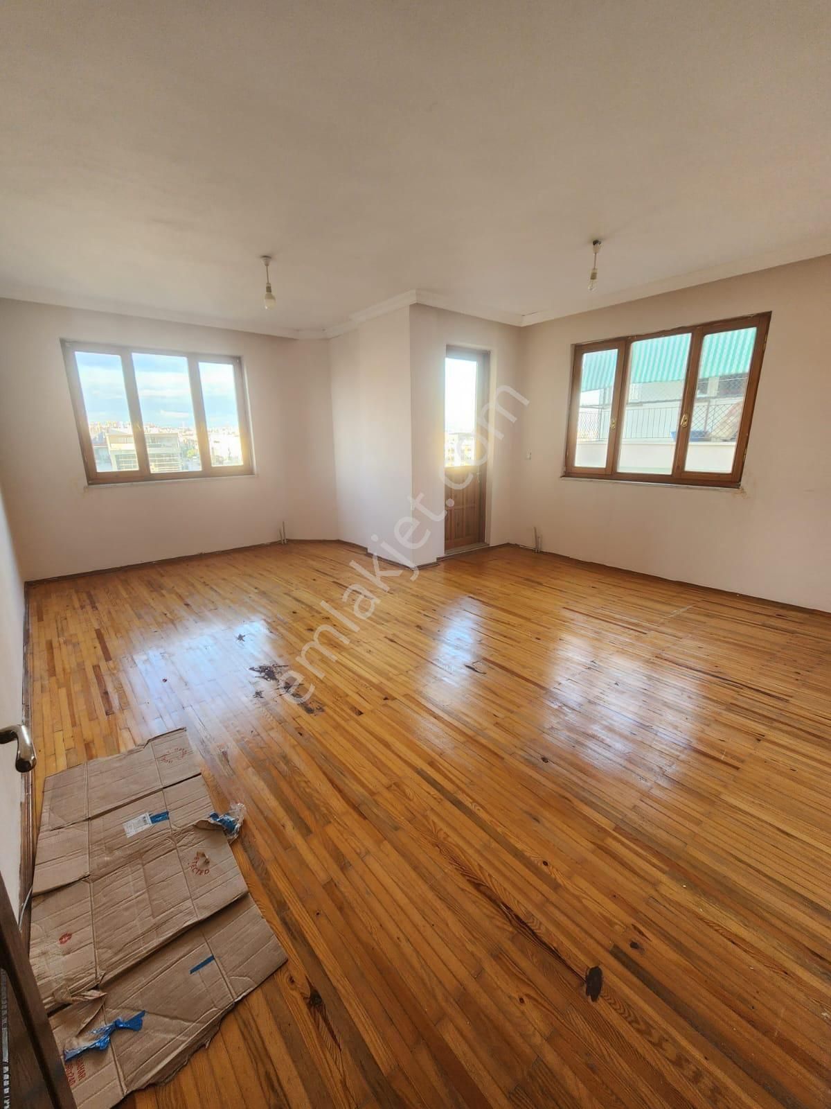 Dutlubahçe Mahallesi Cadde Üzerindenet 160 M² • 3+1 • Ebeveyn Banyolu • Asansörlü - Görsel 14