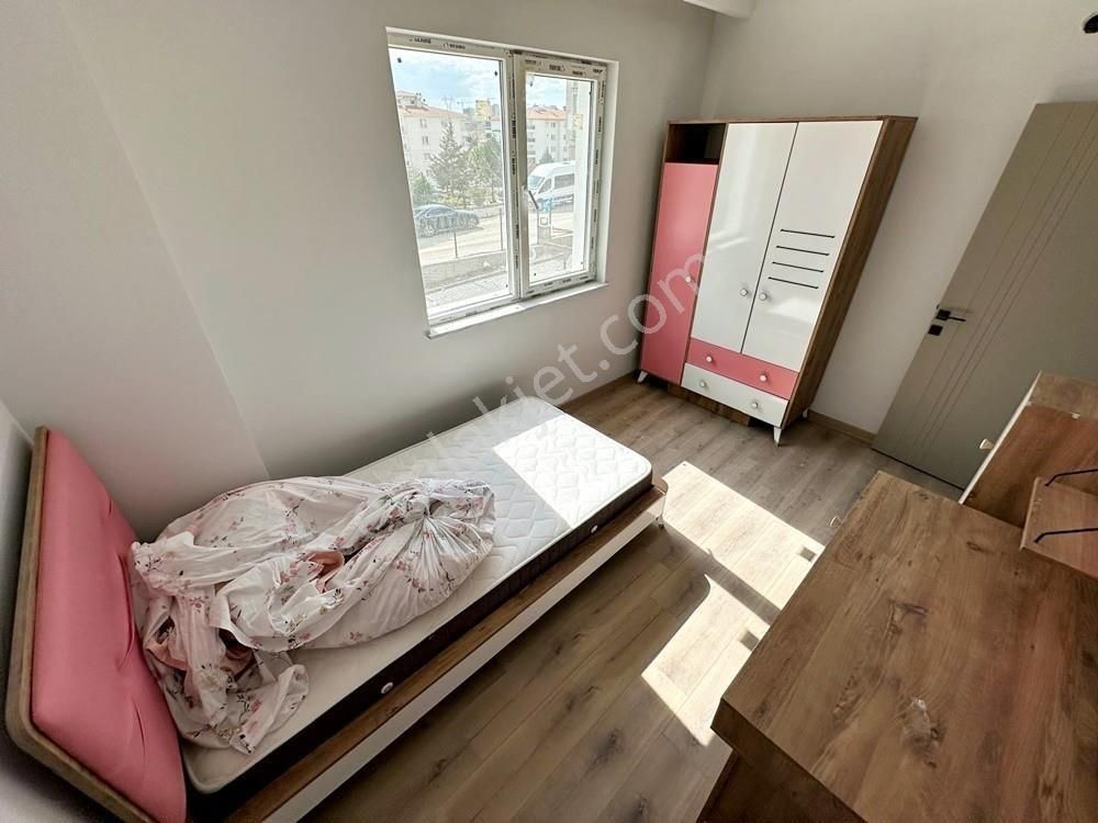 Metro Yakını 3 Bloklu Kilerli Katta G.odalı Megalüx 2+1!! - Görsel 13