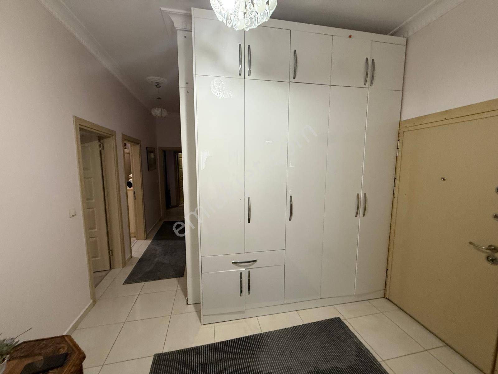 Barış'tan Soğuksu Fulya Sokakta 155 M2 3+1 Lüks Kapalı Otoparklı - Görsel 23