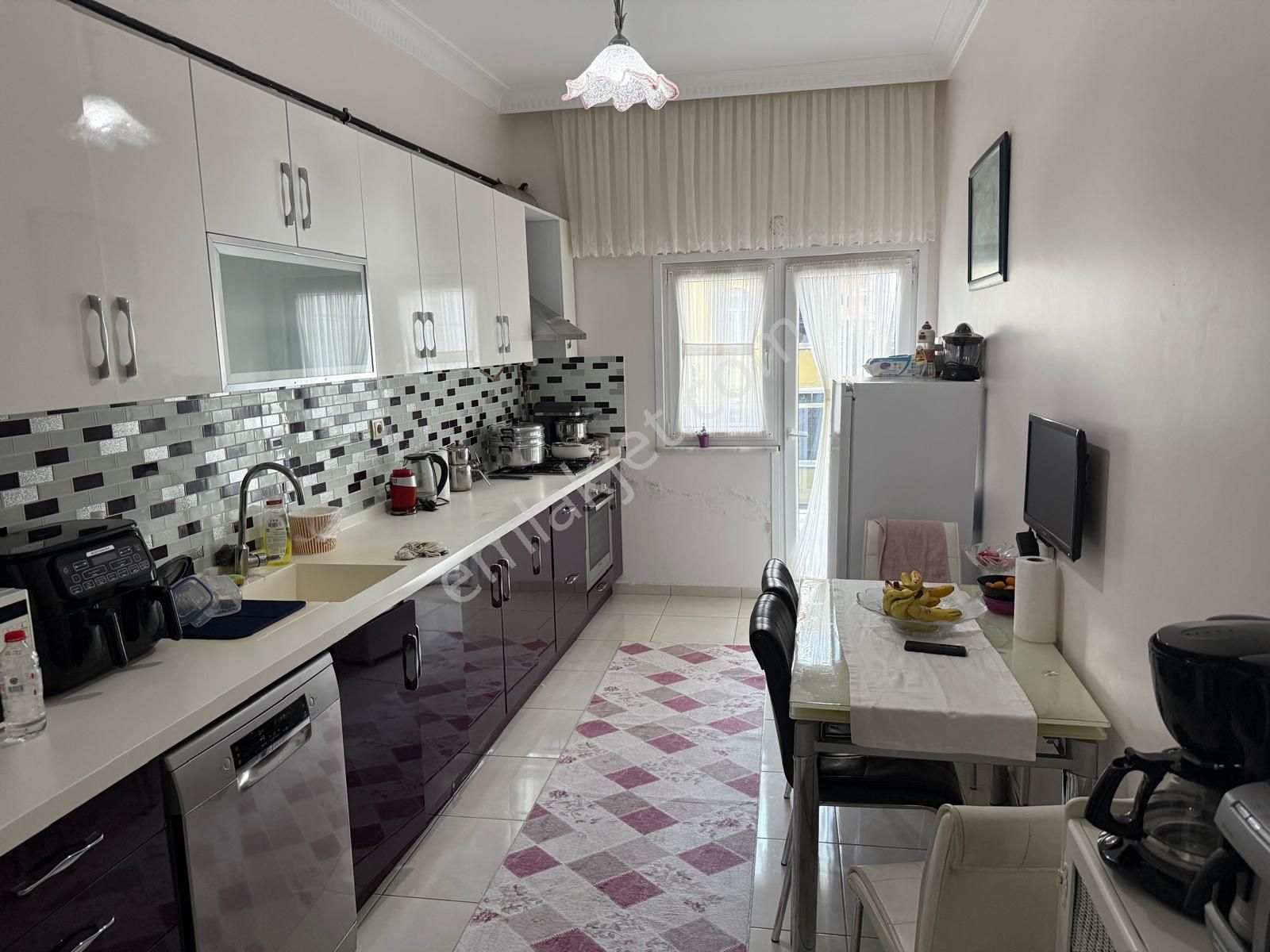 Barış'tan Soğuksu Fulya Sokakta 155 M2 3+1 Lüks Kapalı Otoparklı - Görsel 4