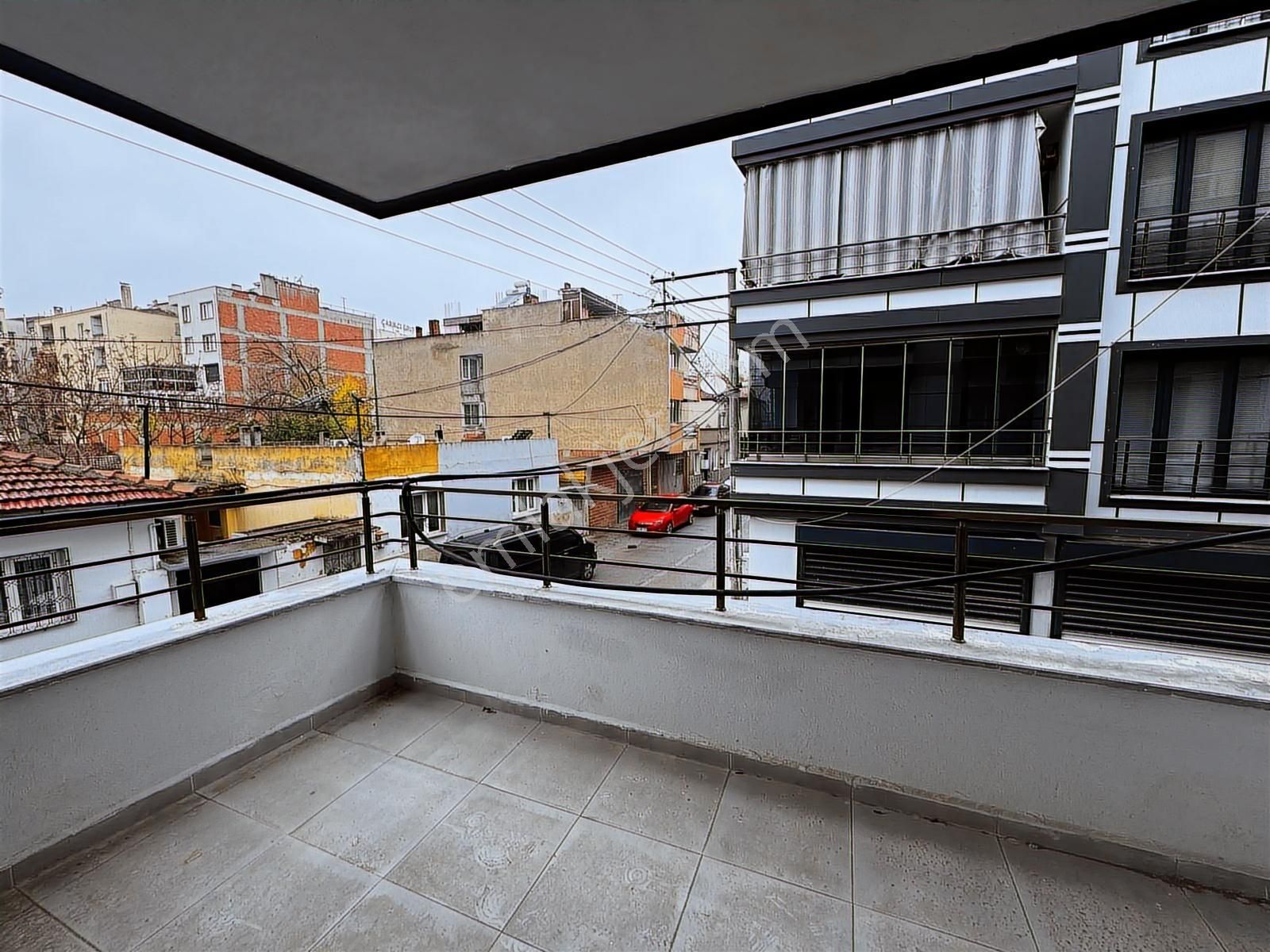 Atatürk Mah. Köşe Konum | Özel Otoparklı 3+1 Satılık Daire - Görsel 2