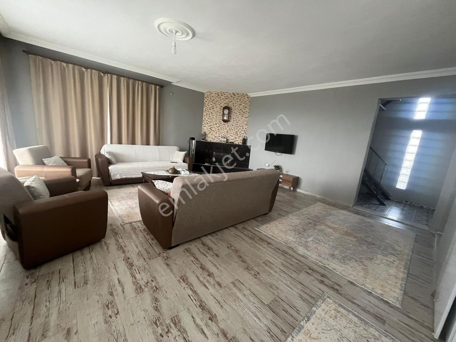 Uzun Gayrimenkul'den Büyüksümbüller'de 2 Adet Villa Tek Fiyatına - Görsel 12