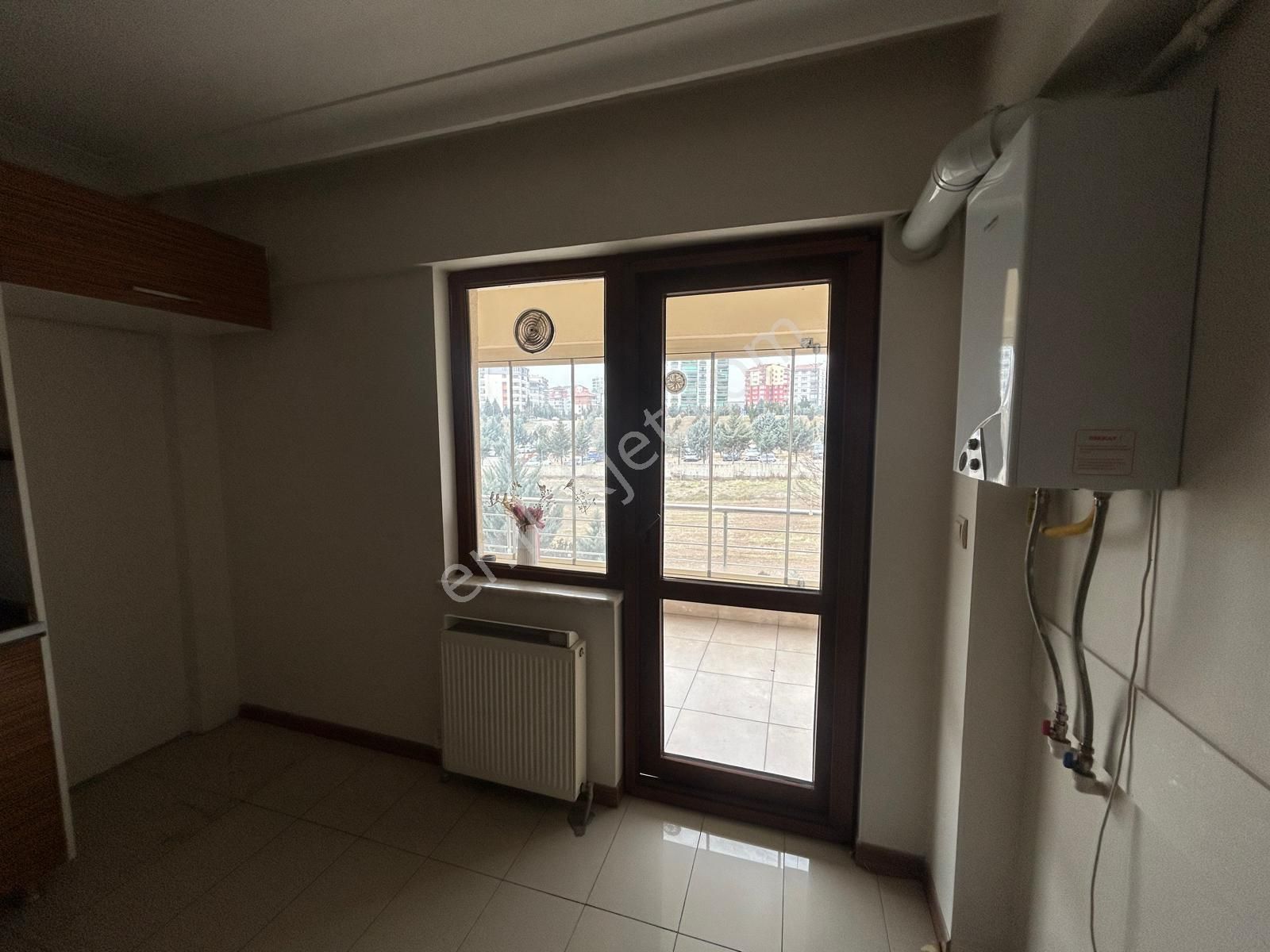Batıkent Çakırlar Seçkin Gül Sitesi'nde 3+1 Kiralık Daire - Görsel 17