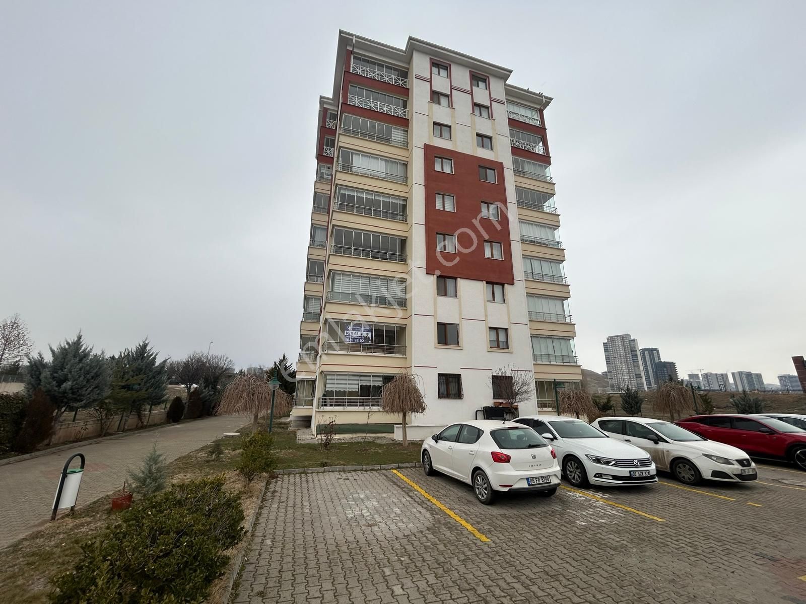 Batıkent Çakırlar Seçkin Gül Sitesi'nde 3+1 Kiralık Daire