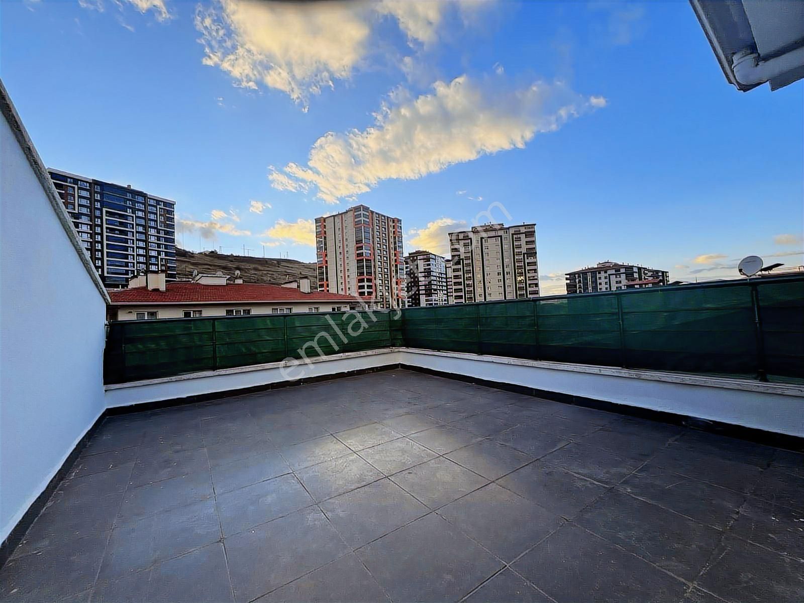 Karakeçili Cad. Üzeri Full Yapılı Asansörlü {katta} 4+1 Dublex - Görsel 9