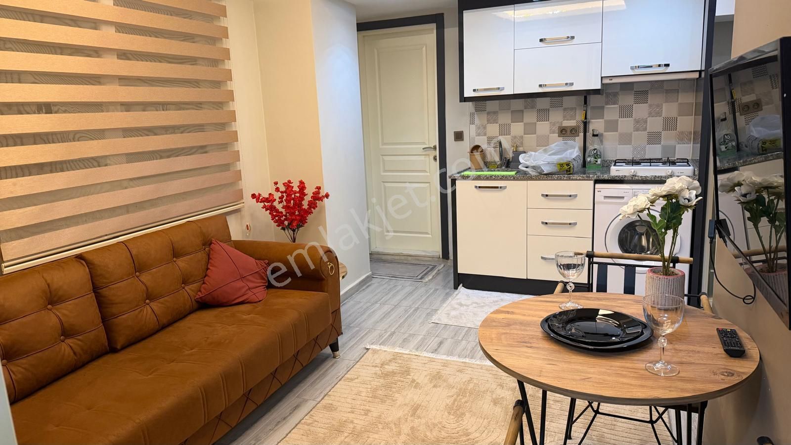 İncilipınar Kapalı Yüzme Havuzu Karşısı 1+1 Lüks Kiralık Apart - Görsel 18