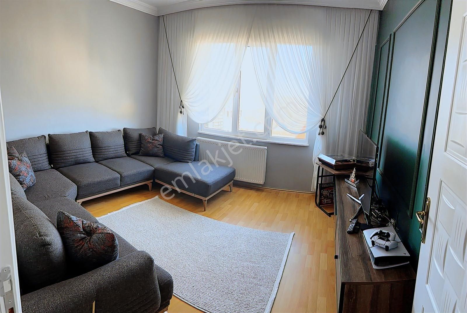 Türker Emlak'tan Üniversite Yolu Geniş 4+1 Daire - Görsel 3