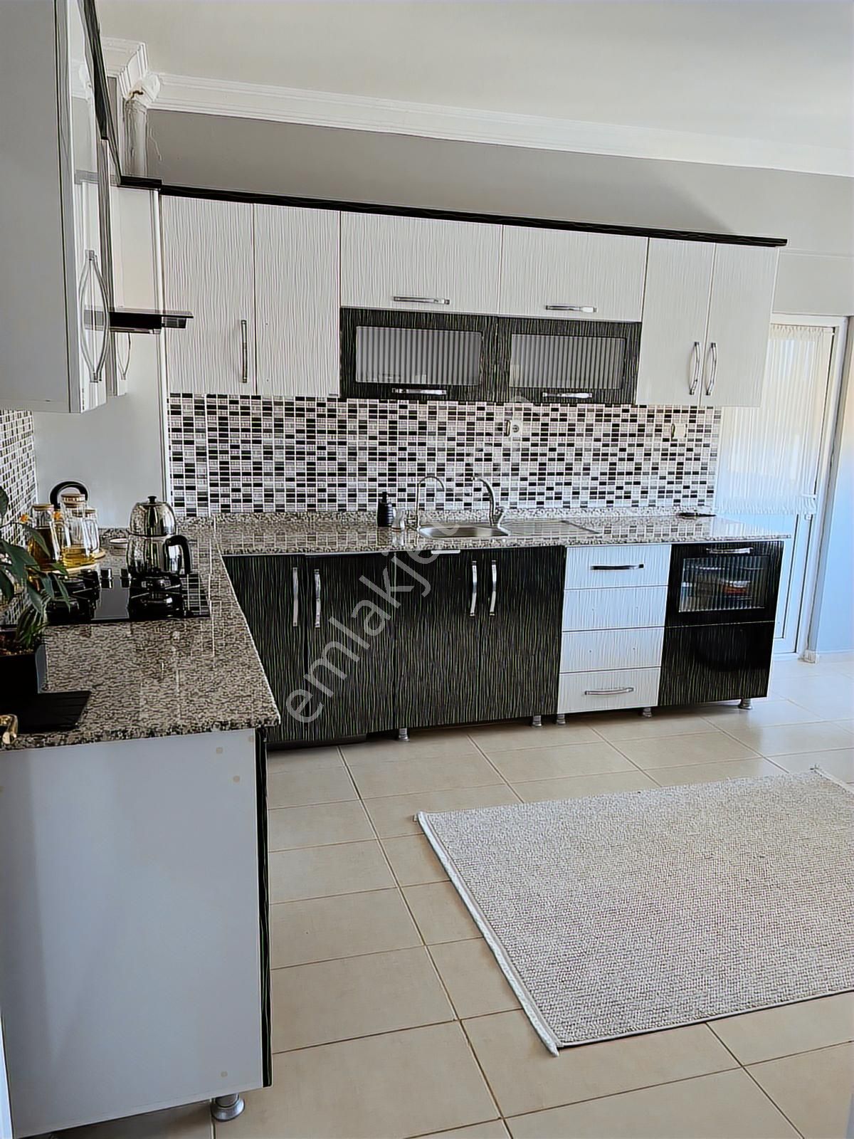 Türker Emlak'tan Üniversite Yolu Geniş 4+1 Daire - Görsel 9