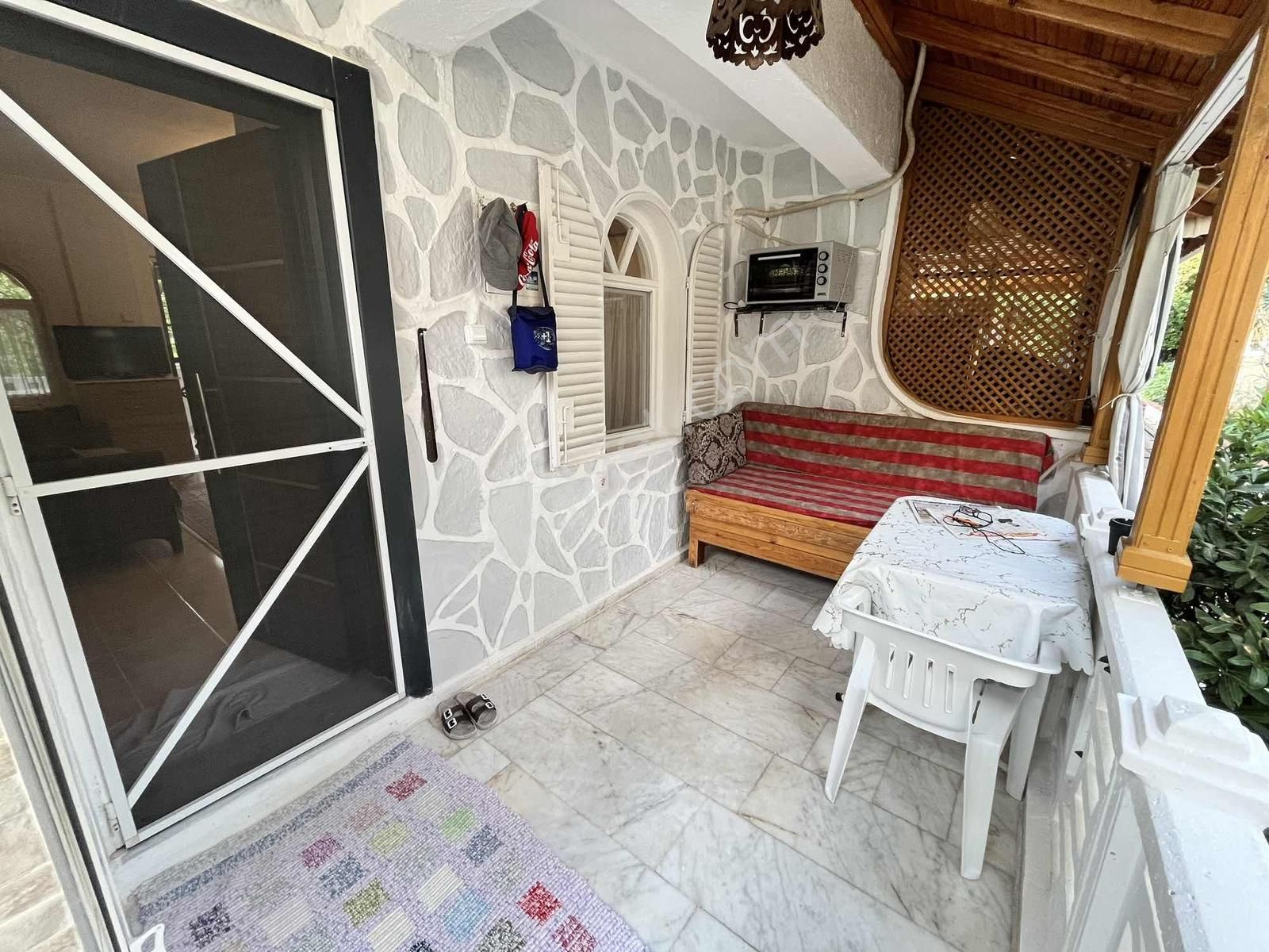 Didim Akbük'te Deniz Manzaralı 3+1 Havuzlu Sitede Yazlık - Görsel 17