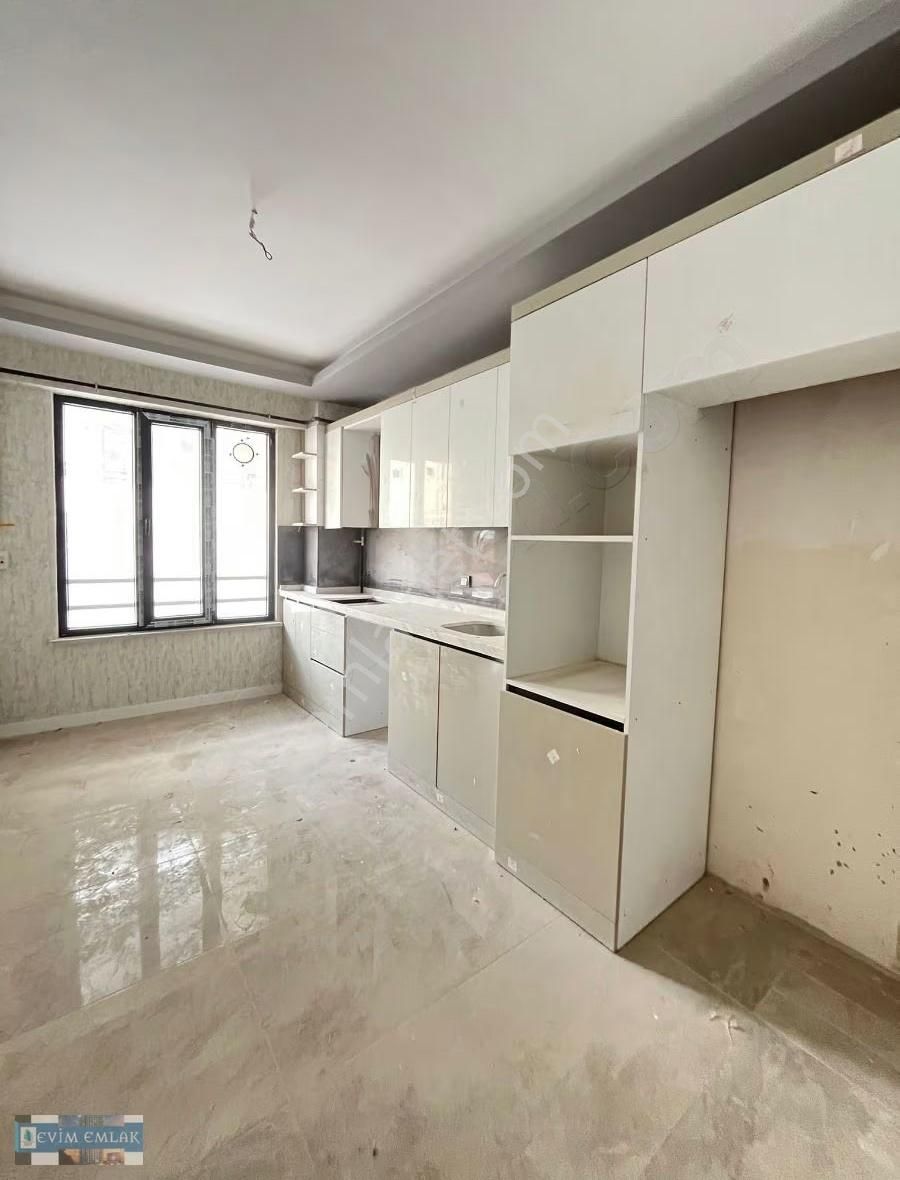 Selahaddin Eyübide Kahramanlar Cdsinde Yüksek Giriş 2+1 Daire - Görsel 2