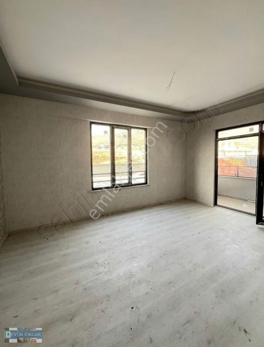 Selahaddin Eyübide Kahramanlar Cdsinde Yüksek Giriş 2+1 Daire - Görsel 12