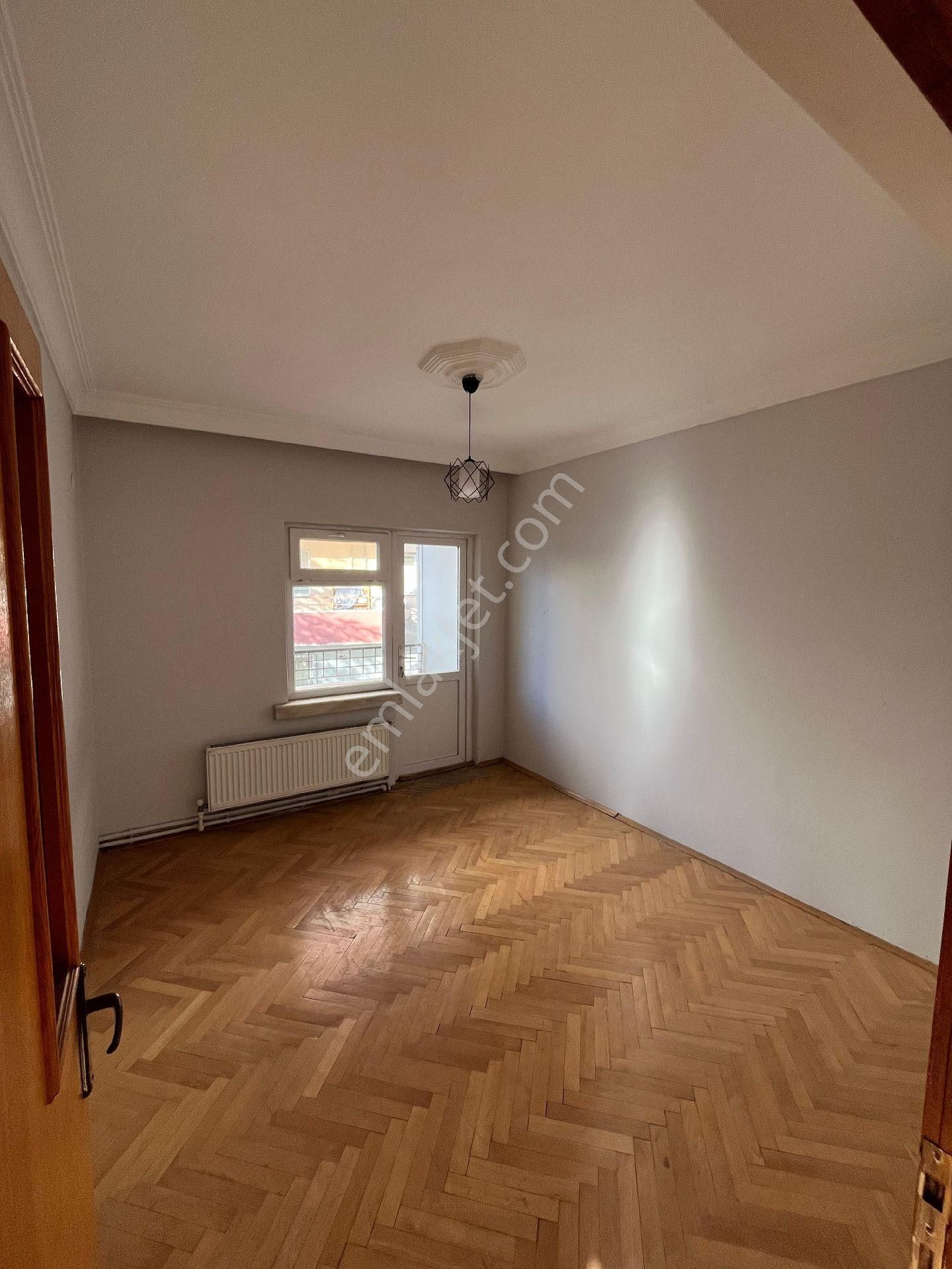 Pursaklar Belediye Karşısı 1 Kat 3+1 Kiralık - Görsel 12