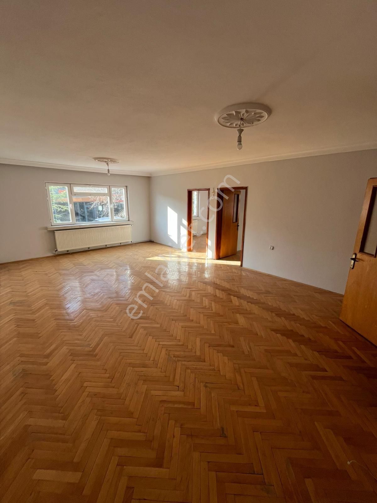 Pursaklar Belediye Karşısı 1 Kat 3+1 Kiralık - Görsel 18