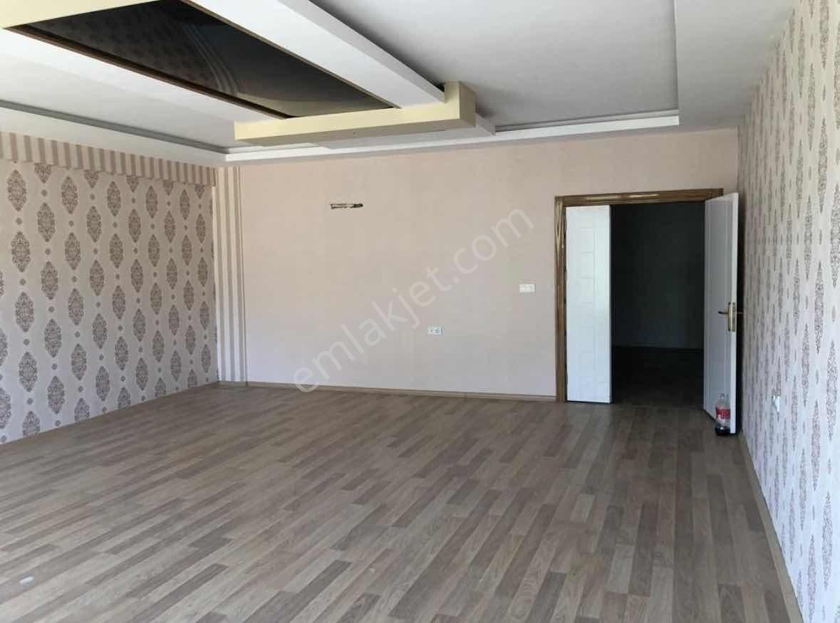 Sürer Emlak`tan Satılık 4,5+1 Dairemiz 14 Cü Katta Olup 260 M2 - Görsel 5