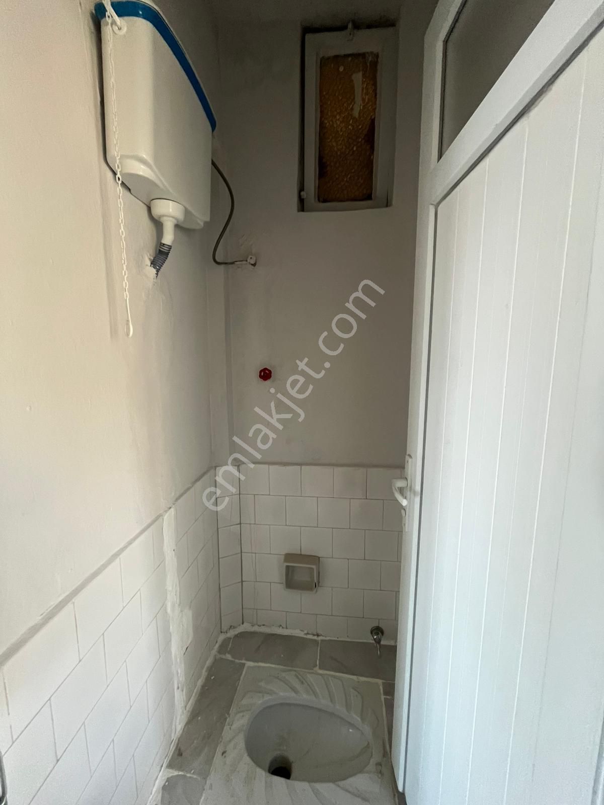 Aydoğdu Mahallesi Salı Pazarı Cadde Üzerinde 2+1 Satılık Daire - Görsel 16