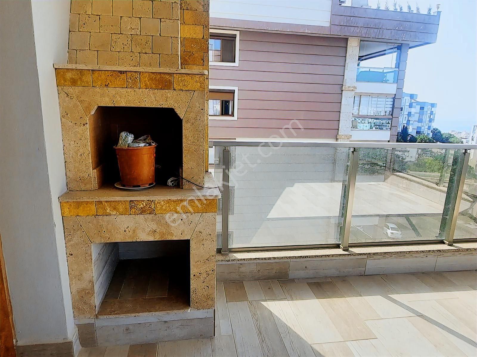 K. Denizinde Ful Deniz Manzaralı Ve Doğalgazlı Geniş 3+1 Daire - Görsel 28