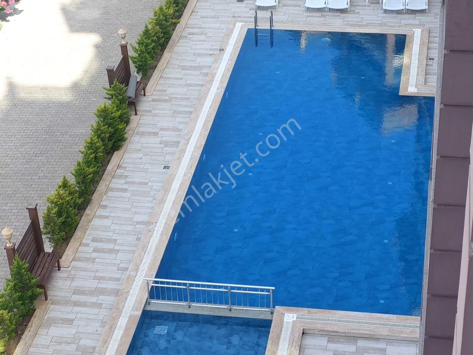 K. Denizinde Ful Deniz Manzaralı Ve Doğalgazlı Geniş 3+1 Daire - Görsel 5