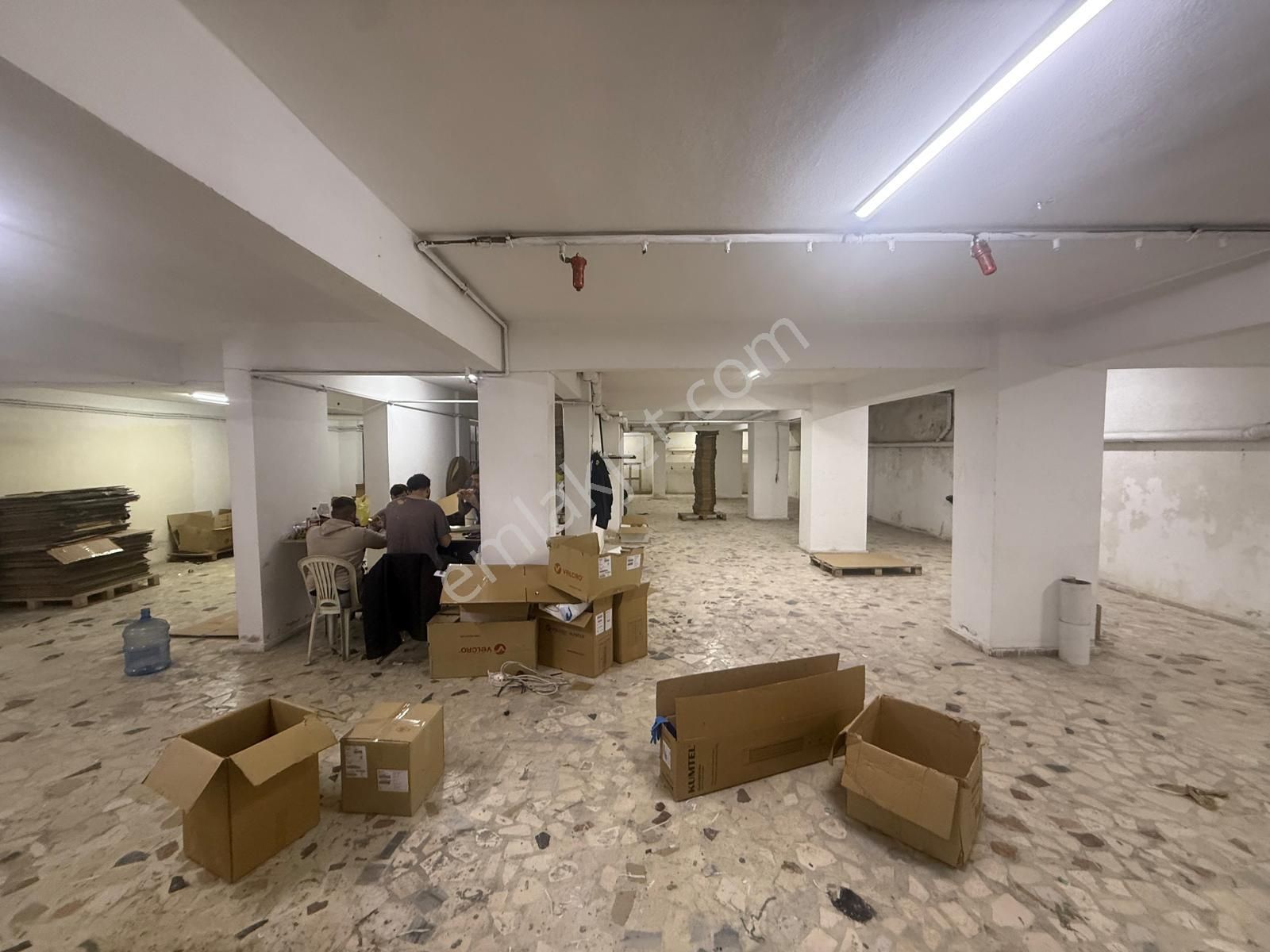 E-5 Karayoluna 30 Metre Mesafede Çift Katlı 430 M2 Dükkan - Görsel 4