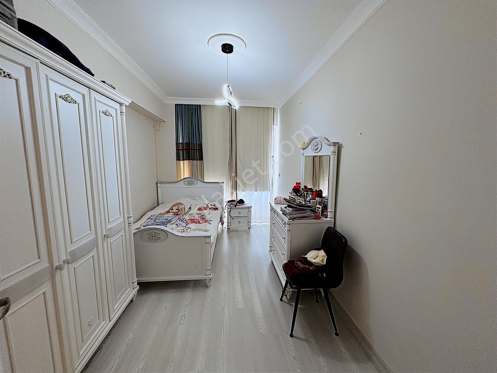 Bulutev İstasyon Kaplaner Park Sitesi 6+1 Satılık Dubleks - Görsel 19
