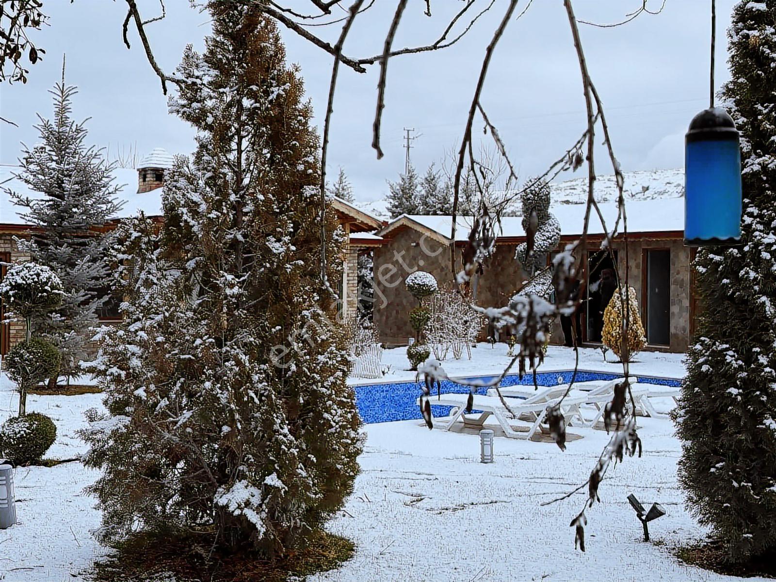 Takkeli Dağı Eteğinde, Havuzlu Ve Full Donanımlı Müstakil Yaşam - Görsel 21