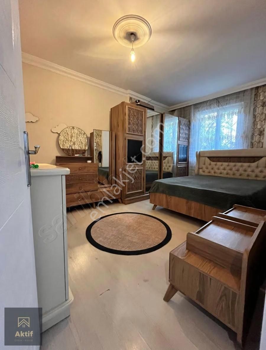 Kent Meydanı Dibi 1+1 13 Yıllık Mükemmel Genişlikte 80 M2 - Görsel 6