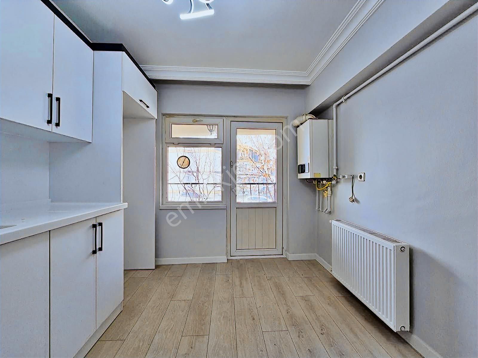 Süvari'de Gimsa Avm. Yanı 3+1 Krediye Uygun Ön Cephe Daire - Görsel 12