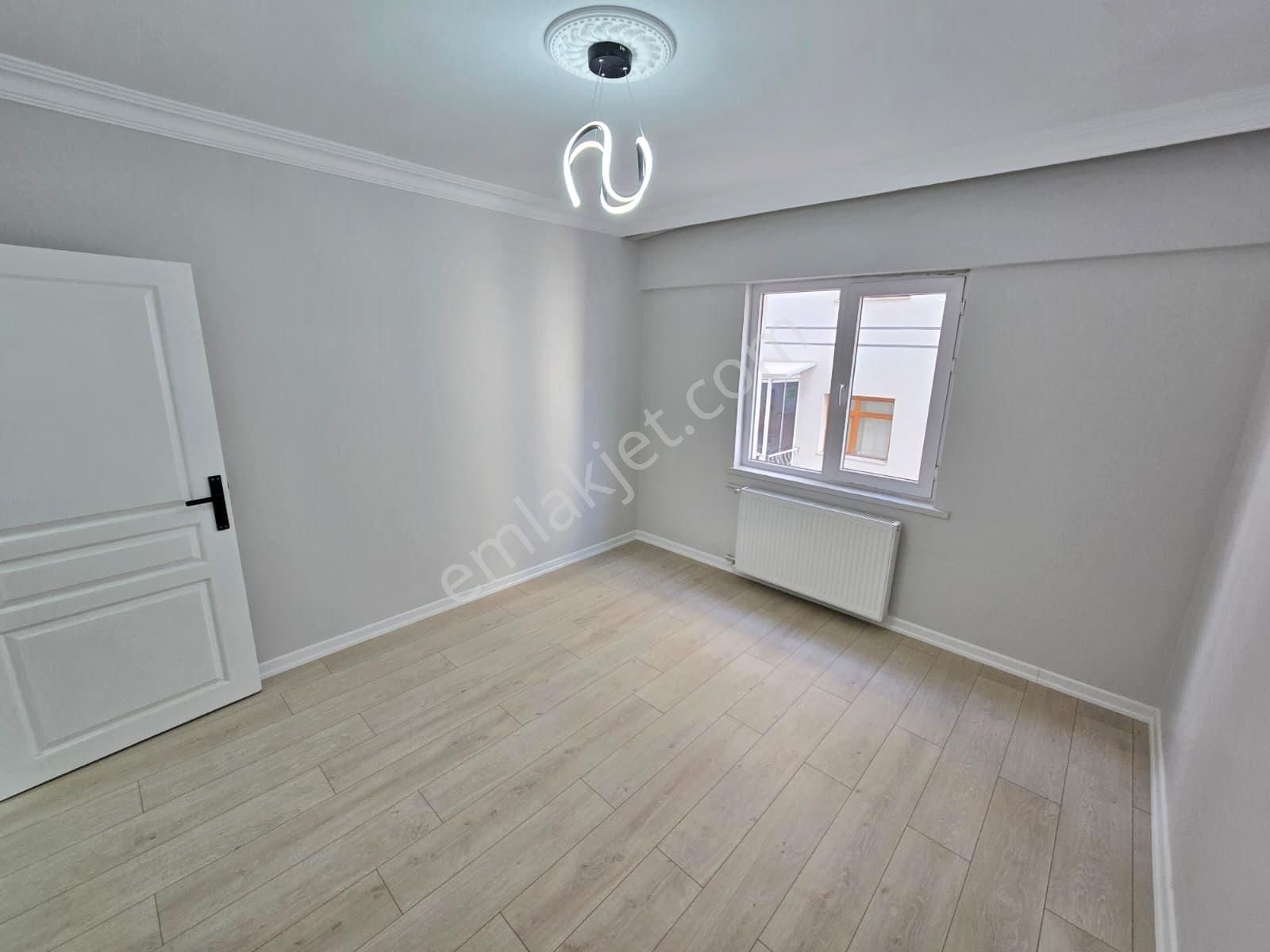 Süvari'de Gimsa Avm. Yanı 3+1 Krediye Uygun Ön Cephe Daire - Görsel 20